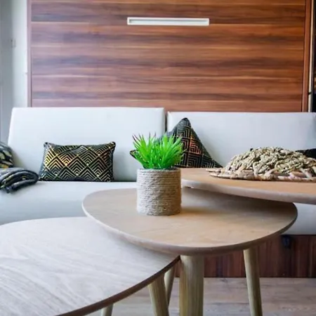 Merveilleuse Port - Piscine - - Climatisation - Commerces 그륏상