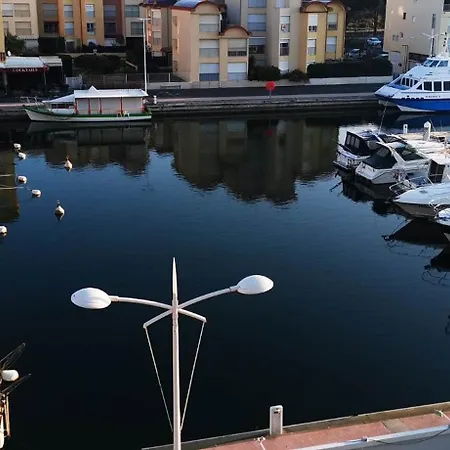 Merveilleuse Port - Piscine - - Climatisation - Commerces